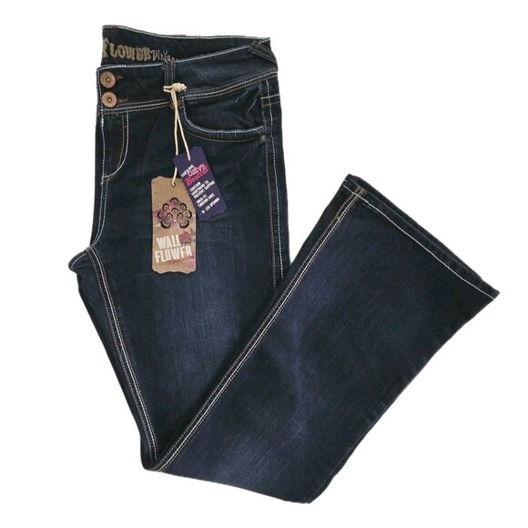 Wallflower Luscious Curvy Bootcut Blue Jeans Vintage Collection Juniors Size 15 - Picture 1 of 16